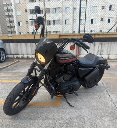 HARLEY-DAVIDSON SPORTSTER IRON 1200 